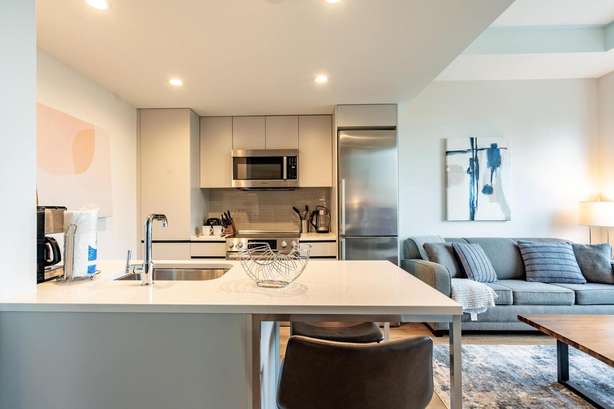 Luxury Apt Heart Of Seaport Boston Exterior photo