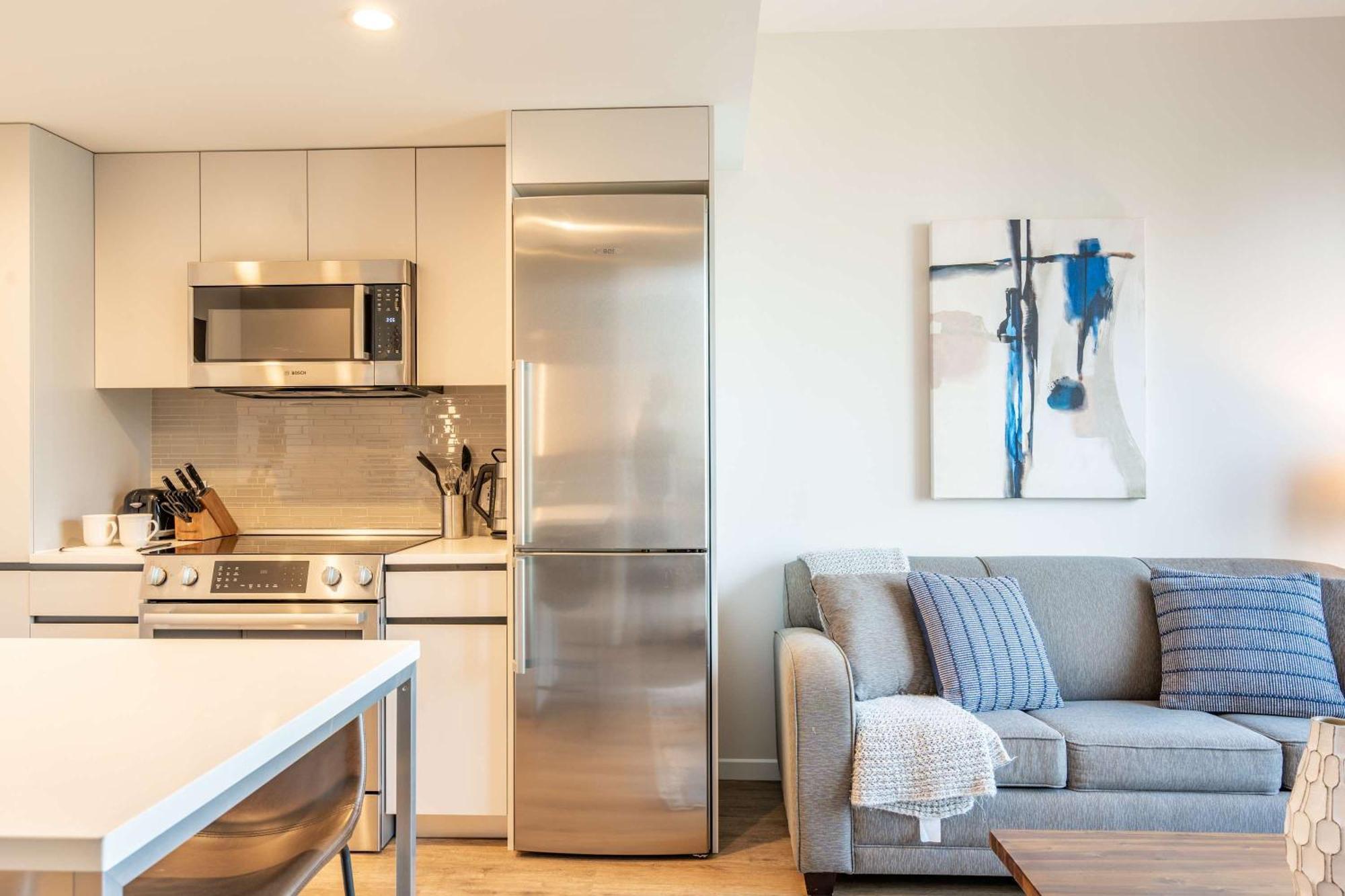 Luxury Apt Heart Of Seaport Boston Exterior photo