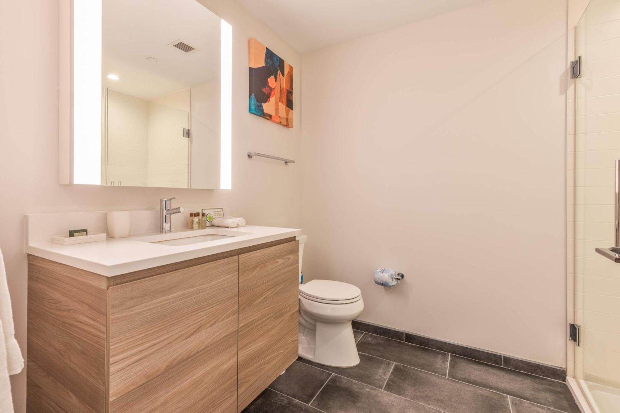 Luxury Apt Heart Of Seaport Boston Exterior photo
