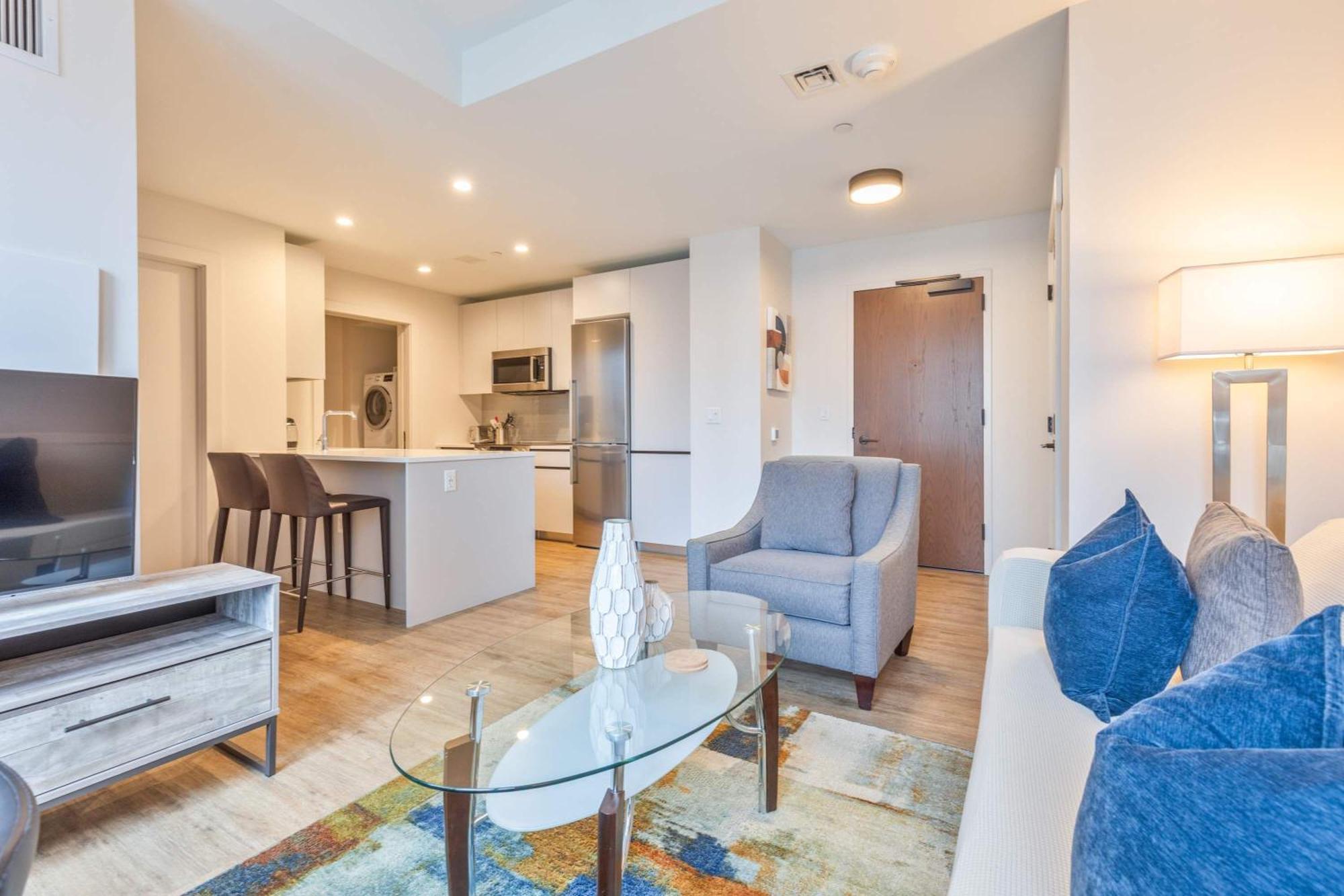 Luxury Apt Heart Of Seaport Boston Exterior photo